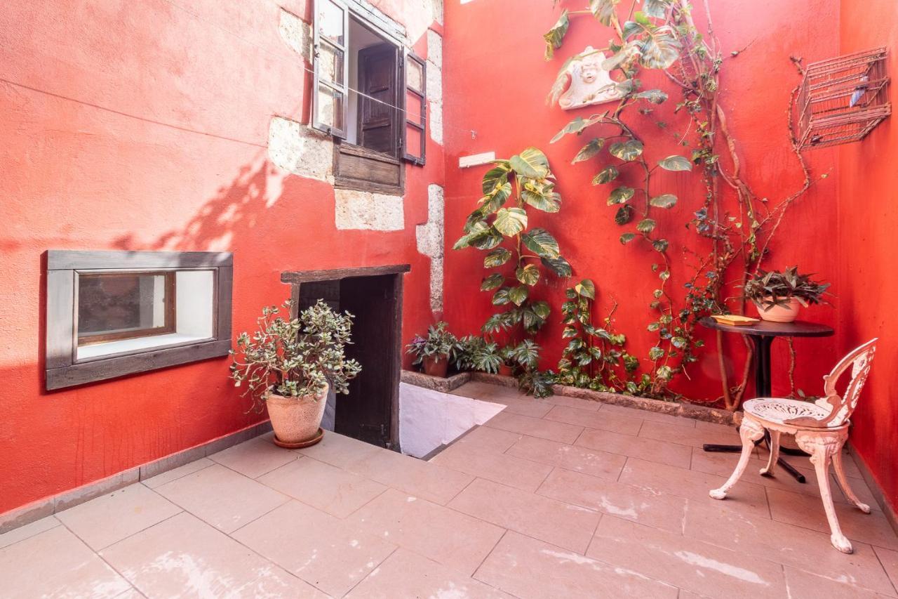 Flatguest Amiga Mia - Traditional House *
